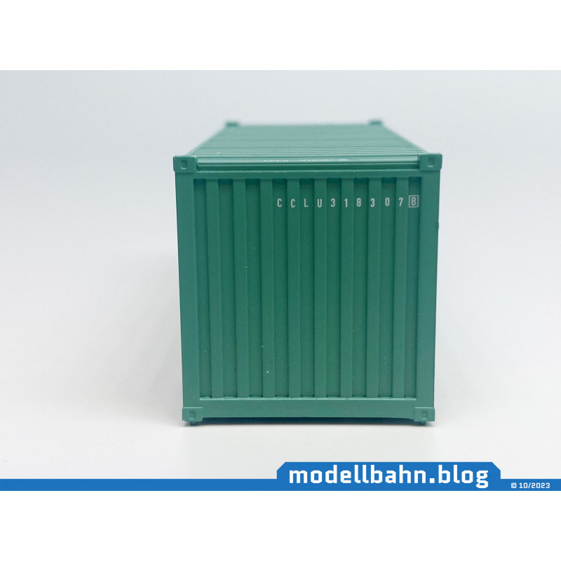 Green colored 20ft container 