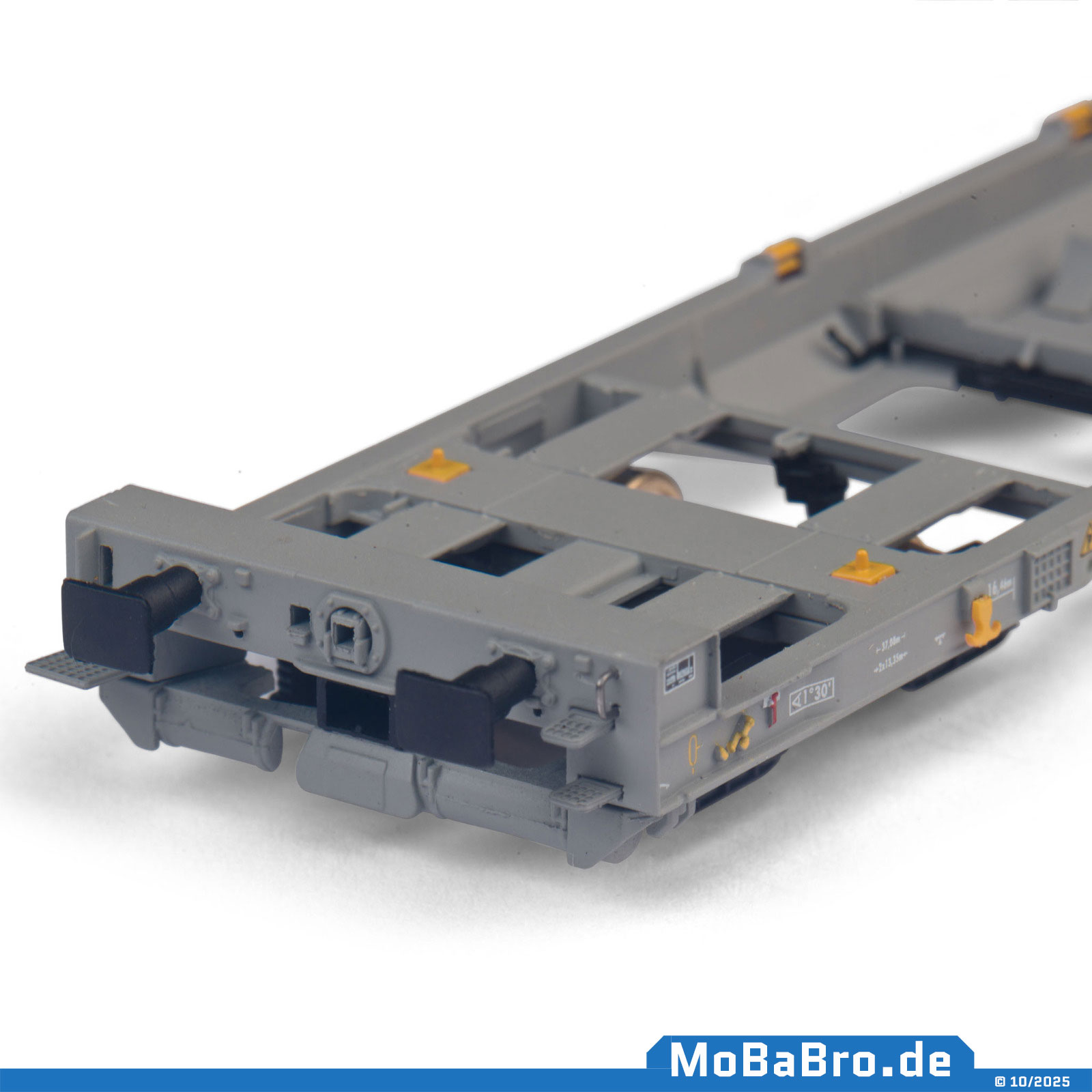 Bild rechts: Darstellung mit geöffneten Kupplungsbereich
