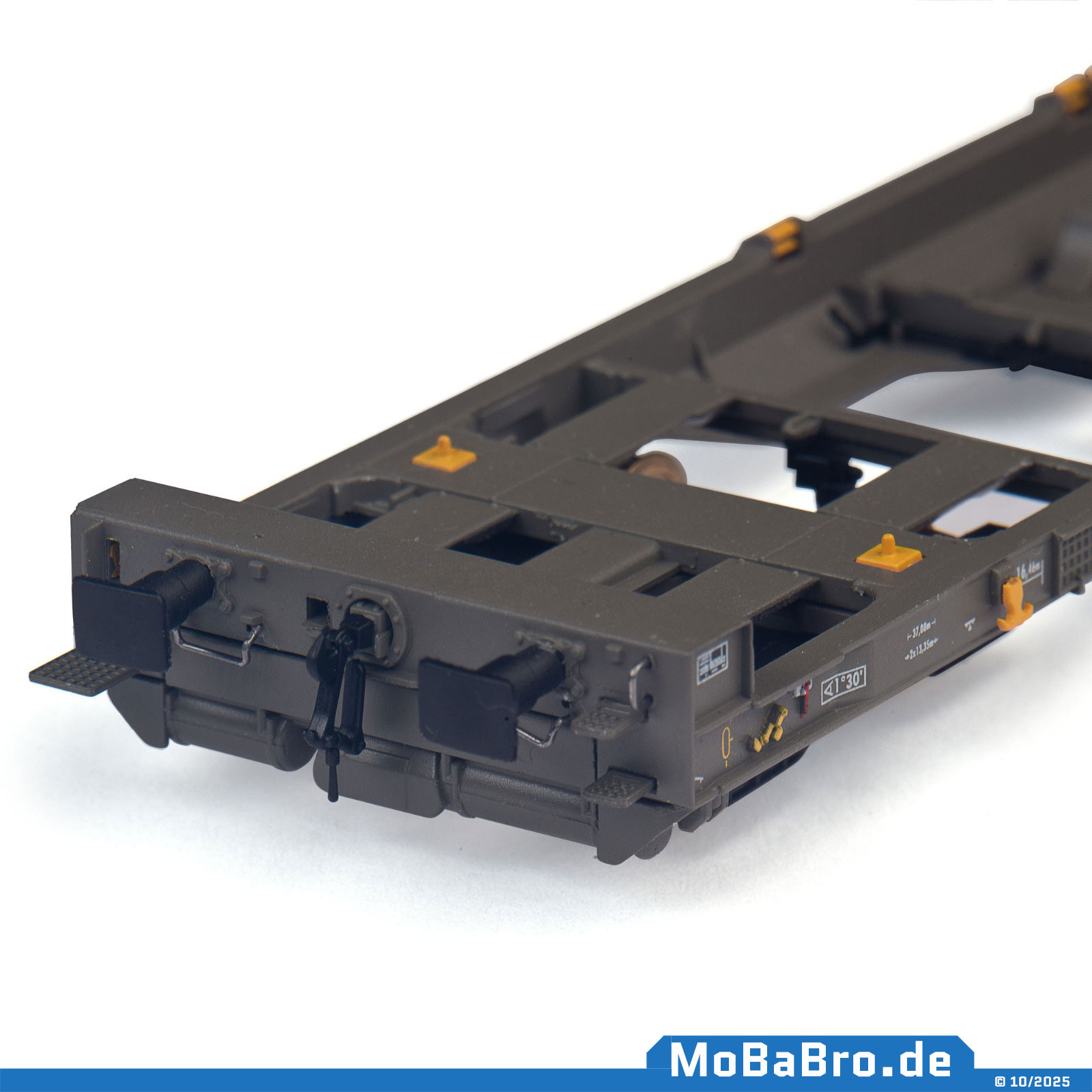 Bild rechts: Darstellung mit geschlossenem Kupplungsbereich